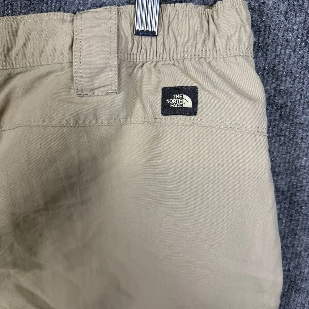 The North Face Mens Cargo Shorts L Tan Khaki Nylon Hiking Outdoor Elastic Waist